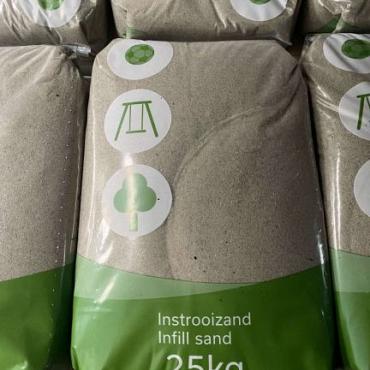zak 25kg inveegzand t.b.v. kunstgras zak 2m 