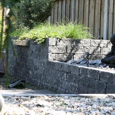 muurblok roccia getrommeld