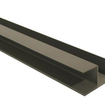 stalen hoekprofiel gepoedercoat t.b.v. h gleufpaal kwartsgrijs 4x8x220cm